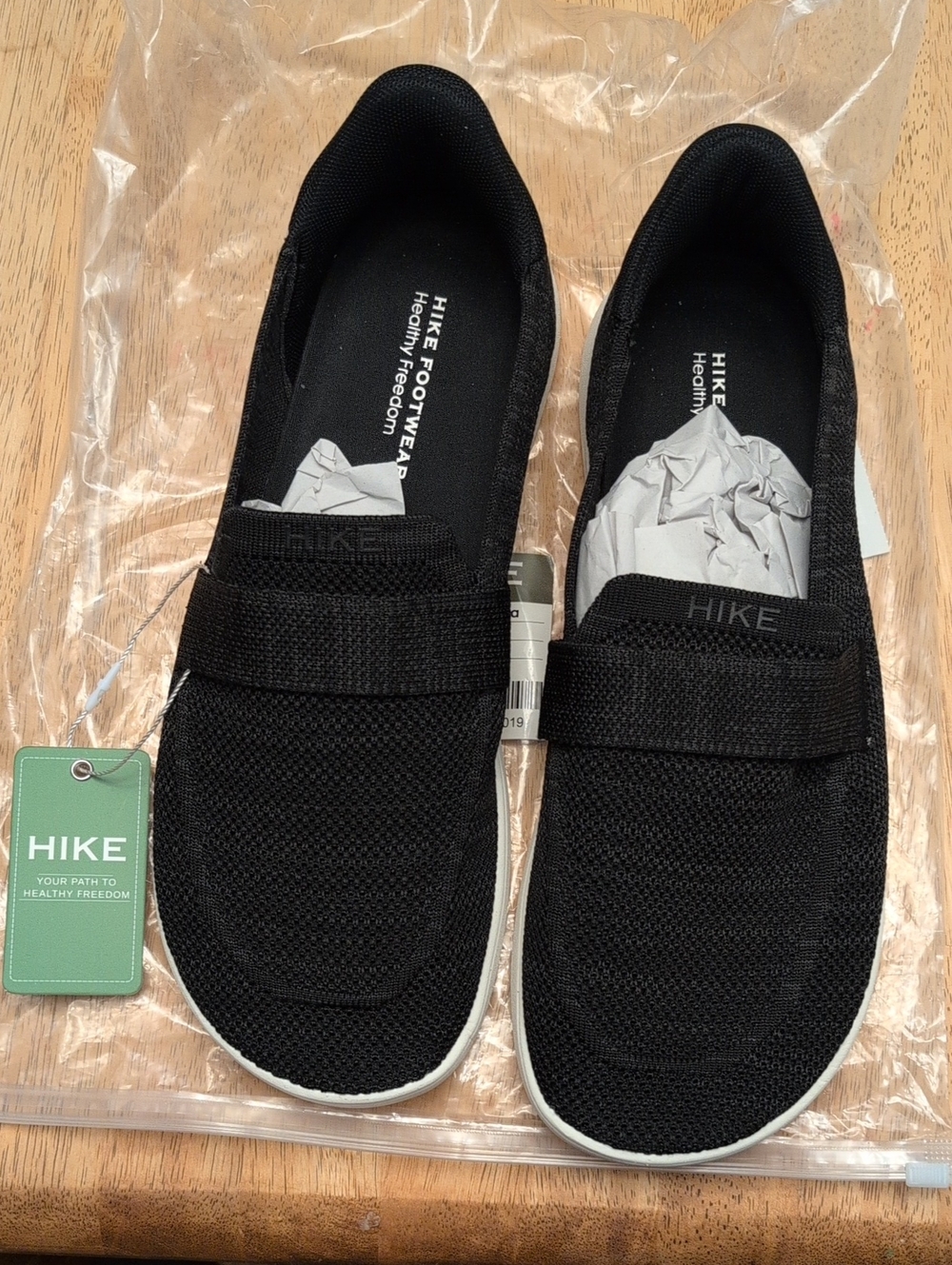 NWT Hike Footwear Women's Slip-On Athletic Shoes — Black